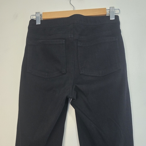 Spanx Jean-ish Ankle Leggings in Black Pull on style 4 way stretch skinny - Picture 11 of 14